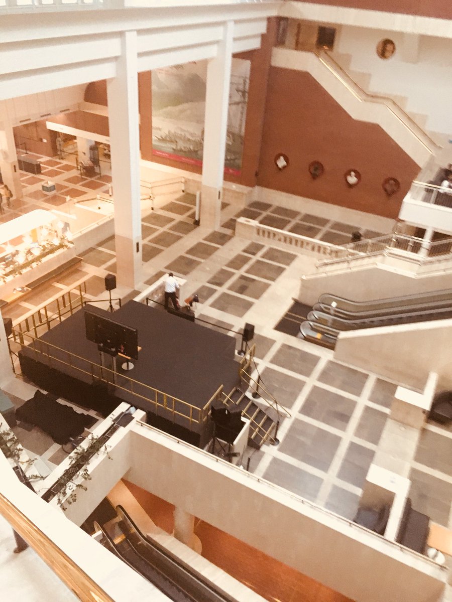 _sara_polak's tweet image. Great evening at the @britishlibrary with #KnowledgeQuarter, discovering hidden gems (including Edward VIII’s abdication letter) from the Asian and African Studies reading room. Thank you for a great tour and for the invite @aldermanjv @KQ_London