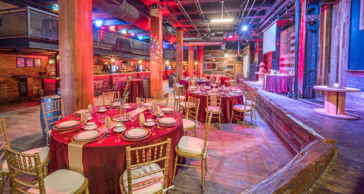 RedWhiteBlueBar's tweet photo. 💠Let us host your next event! 💠We have a beautiful space that holds 800+ people &amp; includes a stage, a mezzanine with a private bar and even patio space! 💠Private events from 50-800 people welcomed! 💠 Email us at gina@rwbmilwaukee.com https://t.co/Jgh2tQioQD