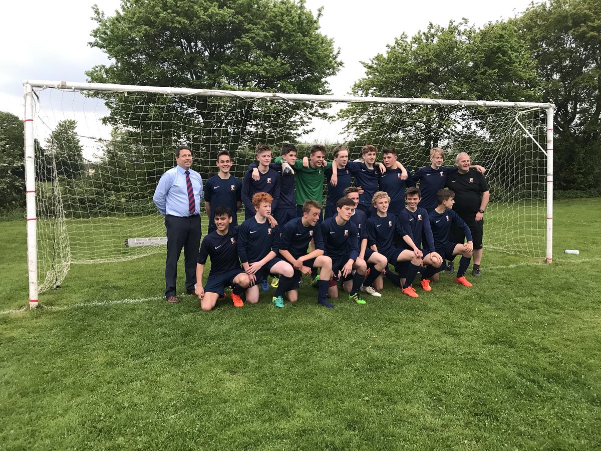 maria_shinn's tweet photo. End of an era for the U16s. Good result for your final match. Big thanks and farewell to Graeme and Ian @Official_S87 #excellentmanagers #inspiration #endofanera https://t.co/qxRunNd00i