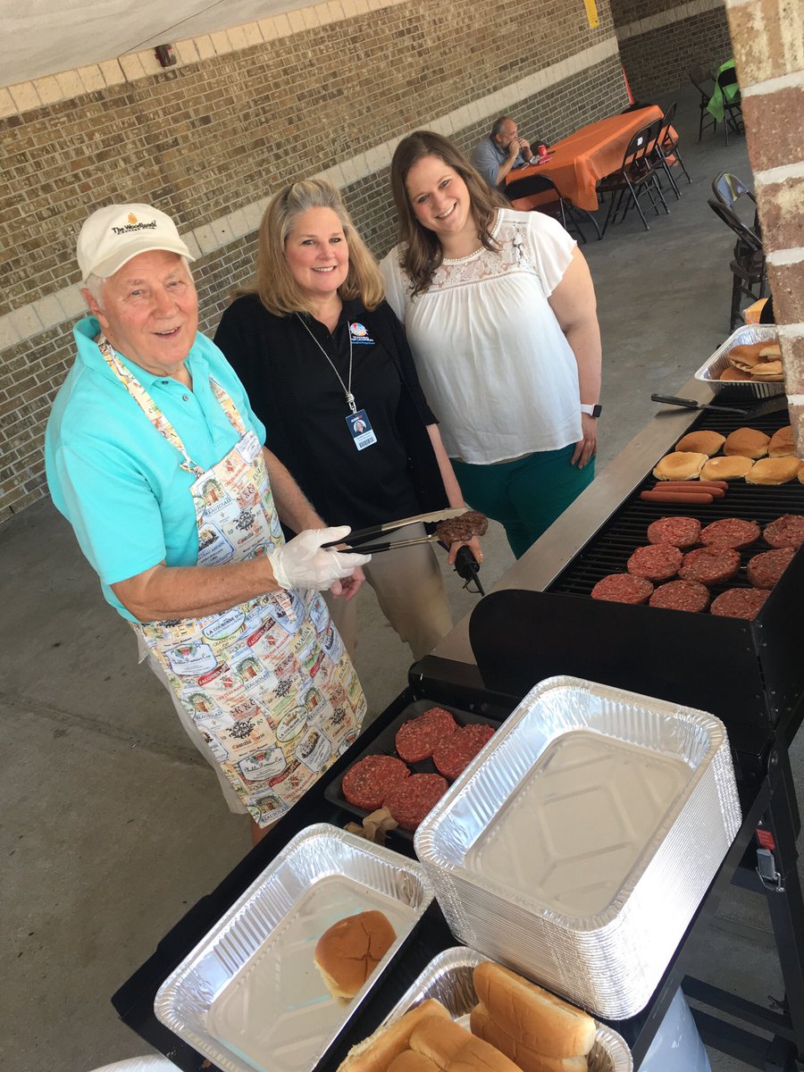 Mrs. Sabillรณn (@kjosborn3) on Twitter photo I canโt thank <a href="/HardinCandace/">Candace Hardin</a> dad enough for joining Climate Committee today to show our teachers the appreciation they deserve at <a href="/ParkerAldineISD/">Parker Intermediate</a>! Lunch was a success! ๐๐ญ #TeacherLife #TeacherApppreciationWeek #Cookout <a href="/STARS_902/">Tracy Mansfield</a> I canโt thank <a href="/HardinCandace/">Candace Hardin</a> dad enough for joining Climate Committee today to show our teachers the appreciation they deserve at <a href="/ParkerAldineISD/">Parker Intermediate</a>! Lunch was a success! ๐๐ญ #TeacherLife #TeacherApppreciationWeek #Cookout <a href="/STARS_902/">Tracy Mansfield</a>