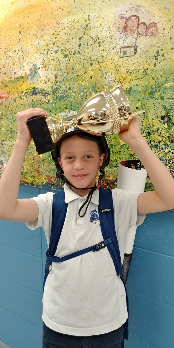 Bravo à l'équipe d'impro SFA qui a remporté le tournoi L'Abbotine! C'est une grande fierté pour nos élèves!  <a href="/sfacecce/">Ėcole SFA</a> <a href="/ecolecatholique/">CECCE</a>