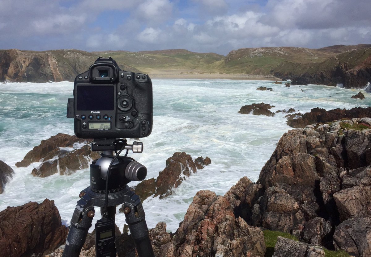 Mad, bad, boiling seas in the Western Isles today. Pure magic. #wildplacespay #visithebrides @ScotlandTBP @OuterHebs @CalMacFerries