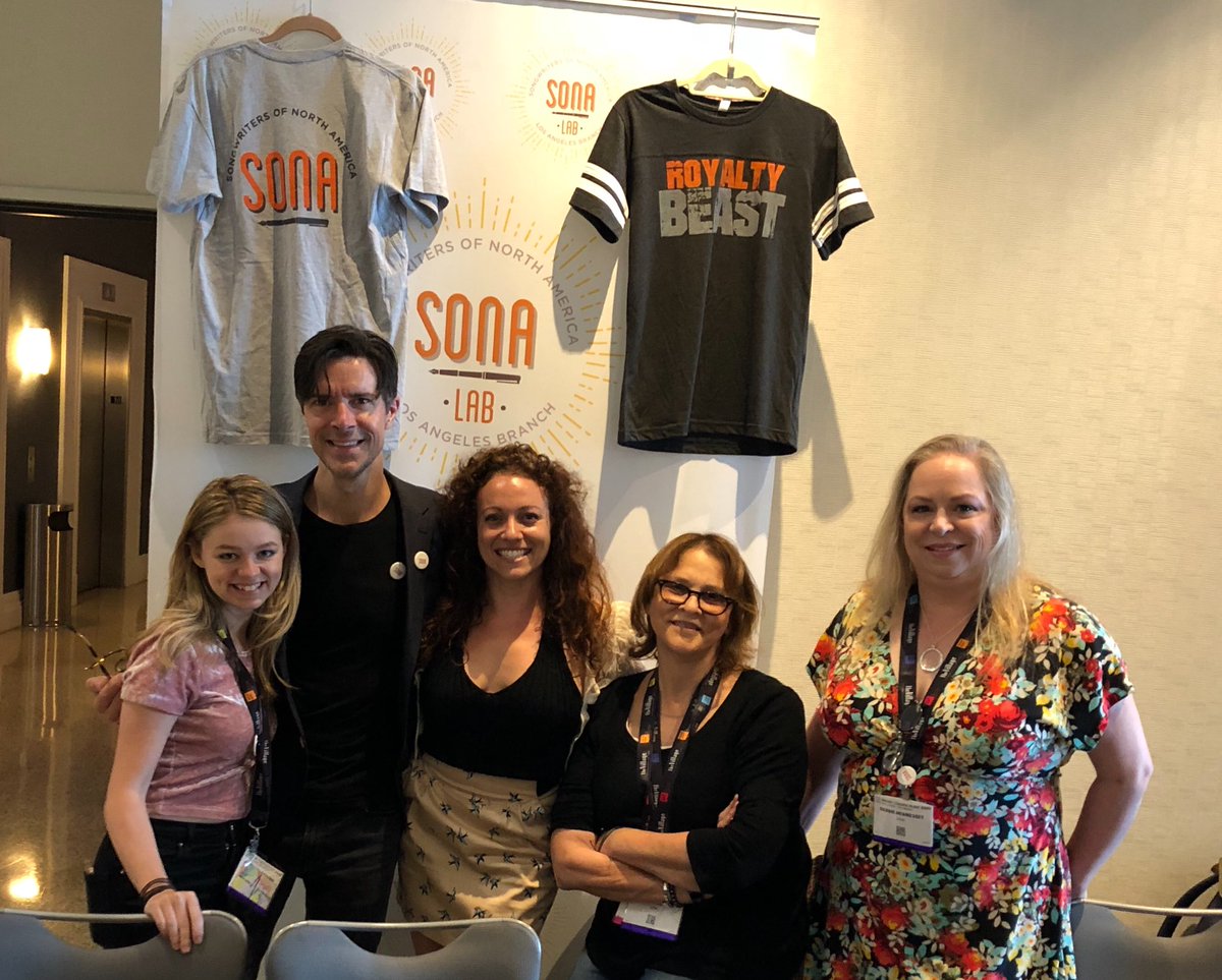 ThisIsMadnesz's tweet photo. Back working @wearesonala booth @ascap expo. Come by get a hat, shirt, join, say hi!
#sona #gettherateright #ascapexpo #songwriter https://t.co/DyZXaYnqwb