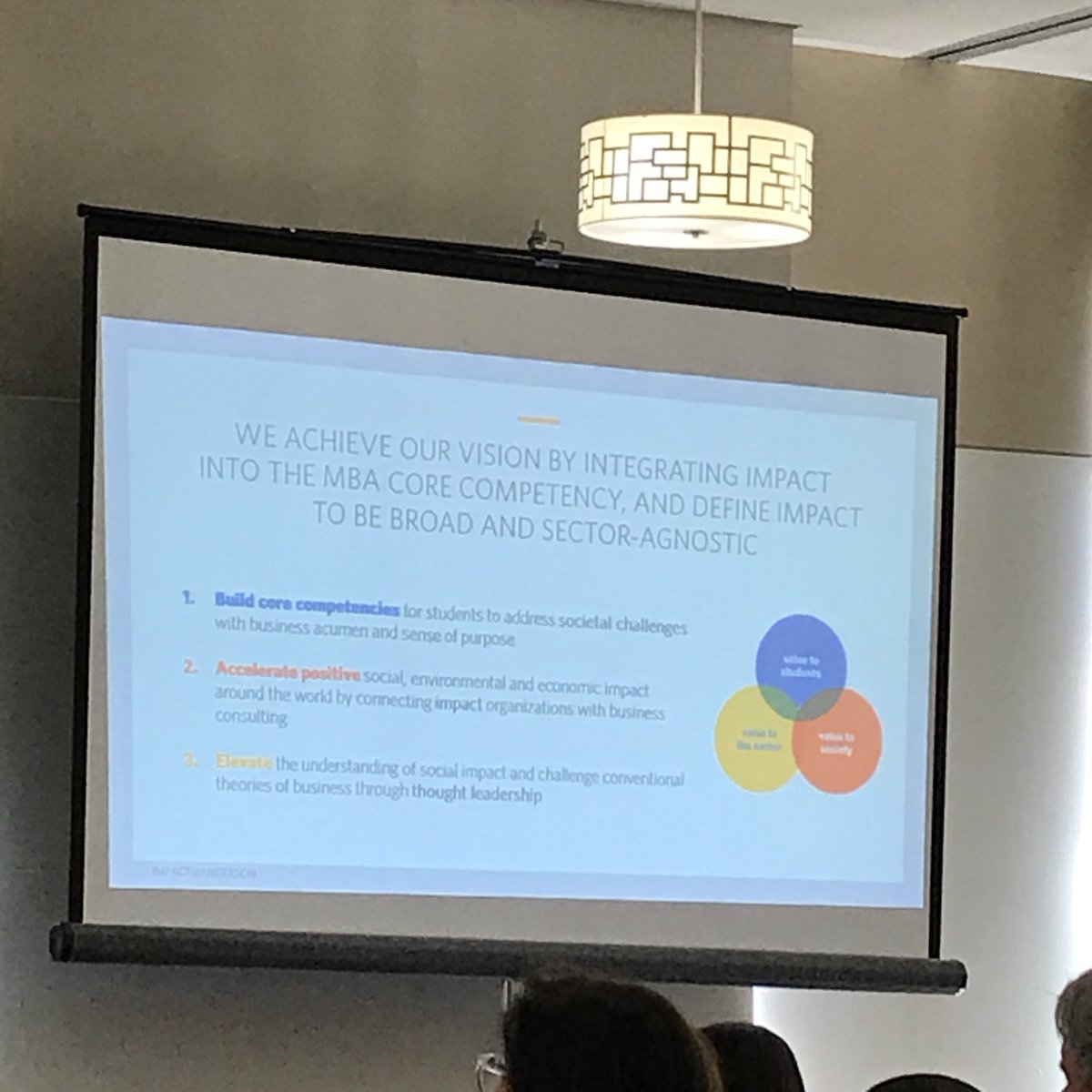 MNDNCH's tweet image. Inspiring messaging coming out of the @uclaanderson all-staff meeting. Props to my colleague @SIBhavna on  working to shape conscious, critical, &amp;amp; connected students thru core curricula, not just individual courses.
#whyanderson #bschool