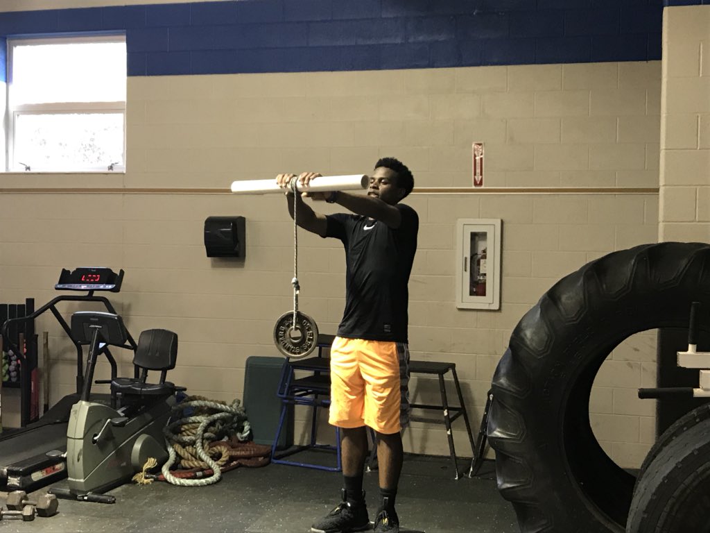 ReadyHoops's tweet image. Loved how focused and determined these players are! Love the process of getting better in all phases! Excited for what they are bringing to #ReadyHoops