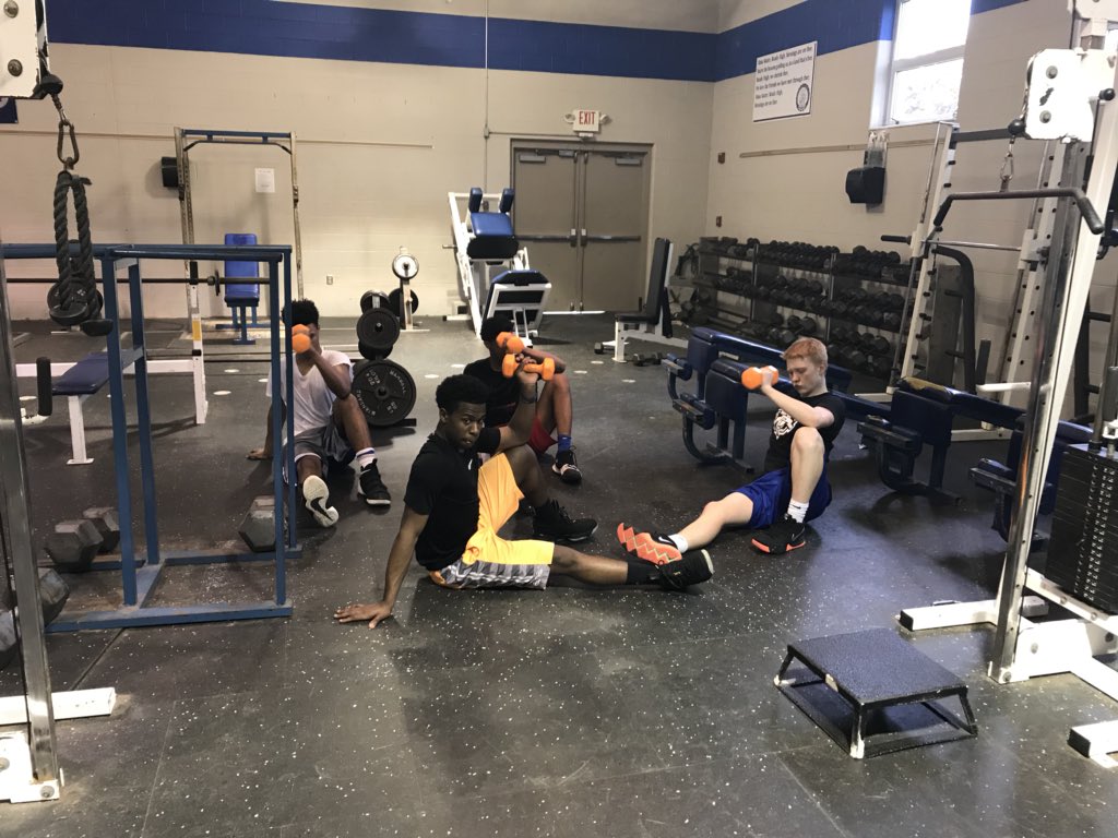 ReadyHoops's tweet image. Loved how focused and determined these players are! Love the process of getting better in all phases! Excited for what they are bringing to #ReadyHoops