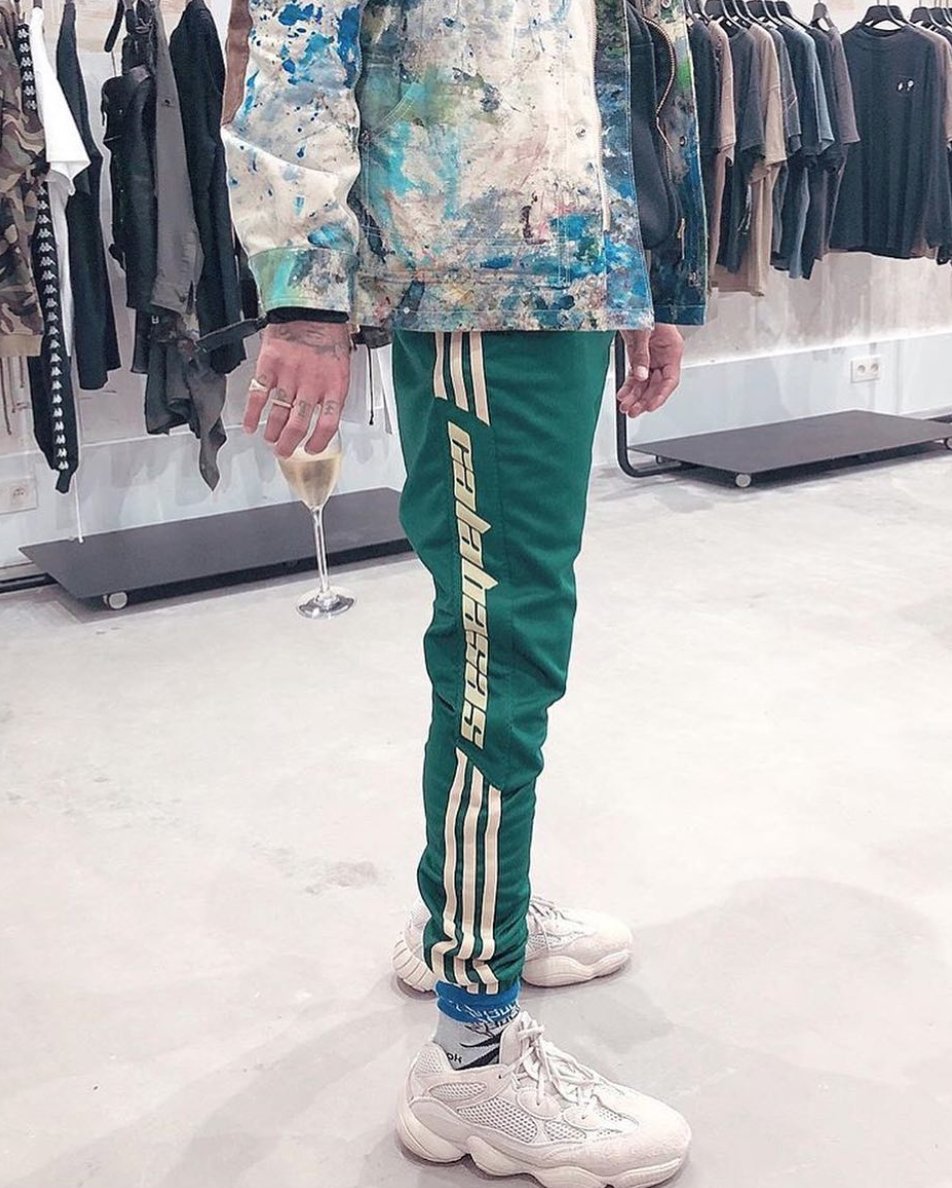 When the Friday fit is on point 👌

📸<a href="/KNARLYdb/">KnarlyDB</a>