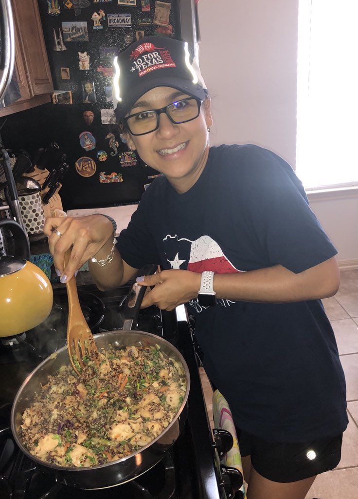jessy_orlando's tweet image. I enjoy cooking healthy for my family! Chicken quinoa fried rice! #HealthyTexasWeek
#healthykids
#bradleybears2018