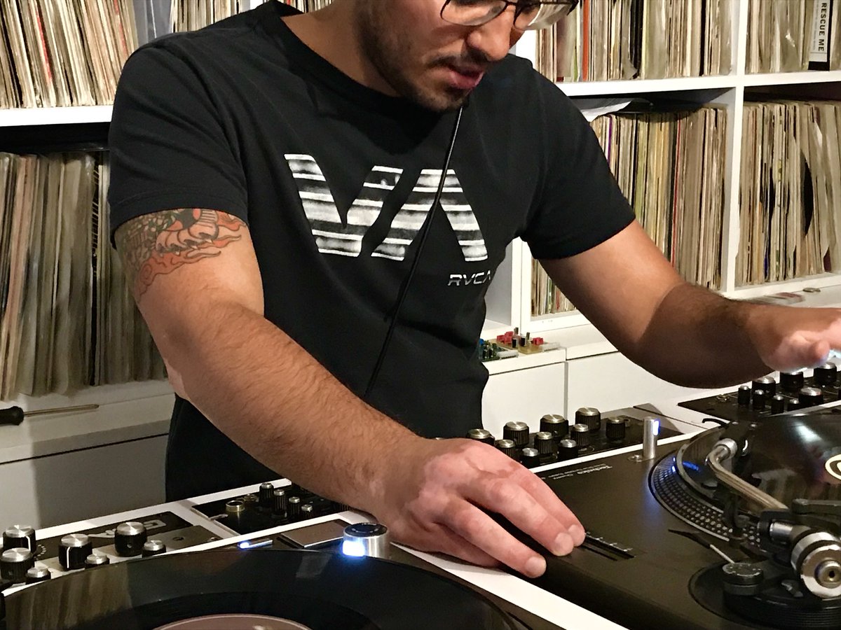 DJCentralCDMX's tweet photo. aprende con los mejores cursos de #dj #produccion #abletonlive estamos en la #coloniadelvalle @En_laDelValle https://t.co/RfqWSIDsgX