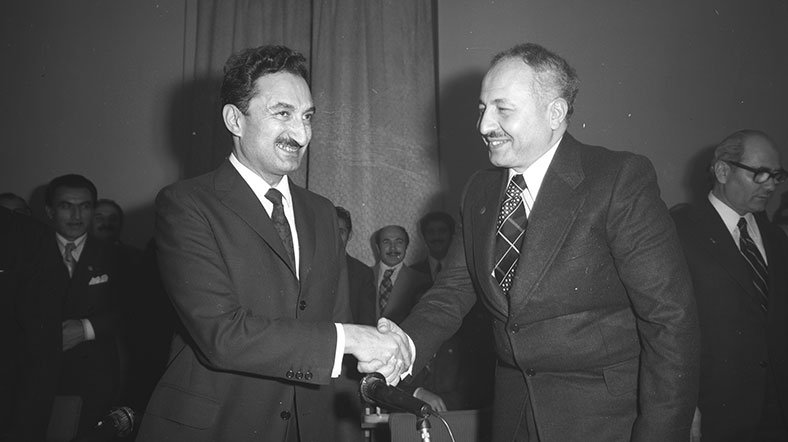 busuheda's tweet photo. Gülüp geçiyoruz, TAMAM mı?

-Tamam .. https://t.co/ZHWEDxGV7J