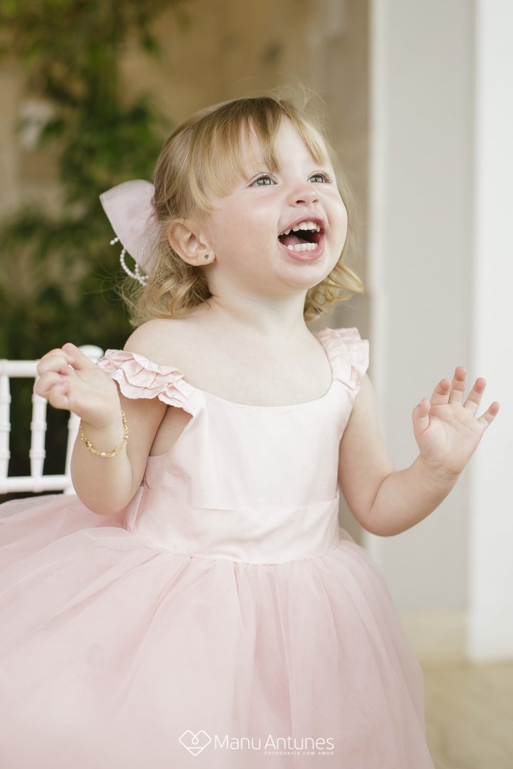 manuelaantunes's tweet photo. #manuantunesfotografias #manuantunes #equipemanuantunes #kids #voguekids #boneca #princesa #fotografiainfantil #retratoinfantil #rosa #festasbh #amor #linda #fotografiaqueencanta #criancas #lindascriancas #love | https://t.co/bBZbB2jT9P.b https://t.co/nQ65laLAxc