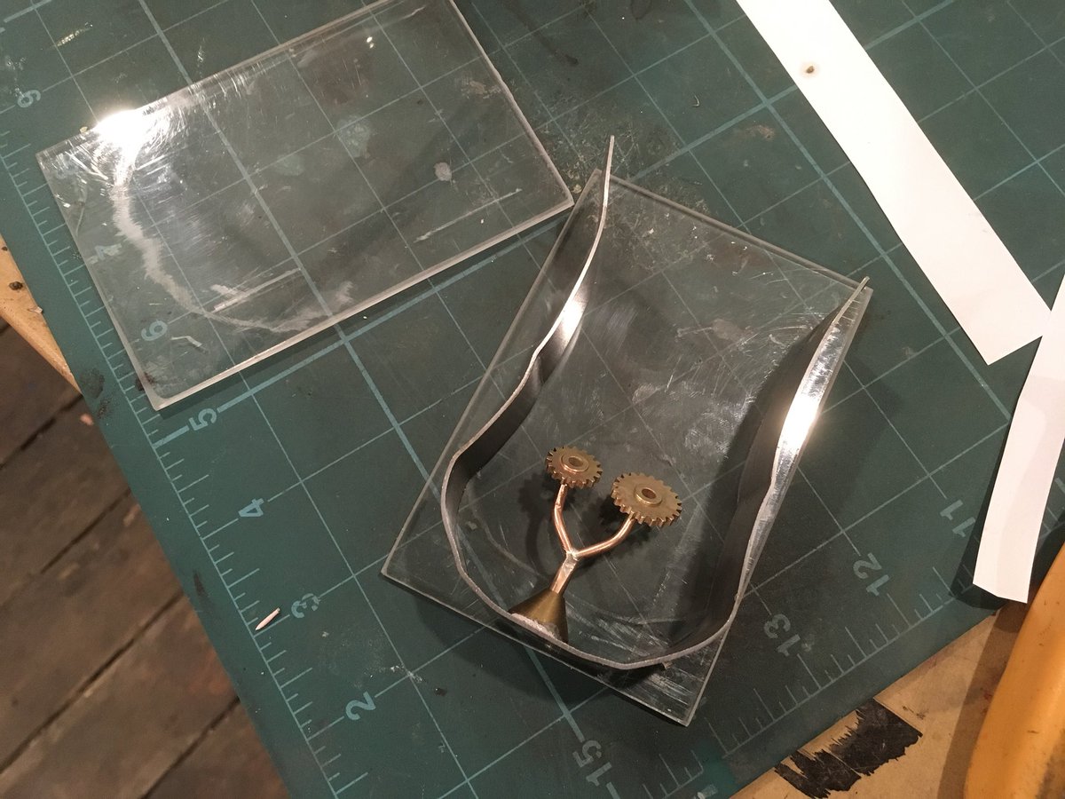 JeffdeBoer9's tweet image. Today I am testing a wax injection mold that will be used to cast gears in silver and gold for high end Armet.ca gearing pendants and more.  #yyc #thinkmaking #steampunk #alberta411 #CoolSculpting