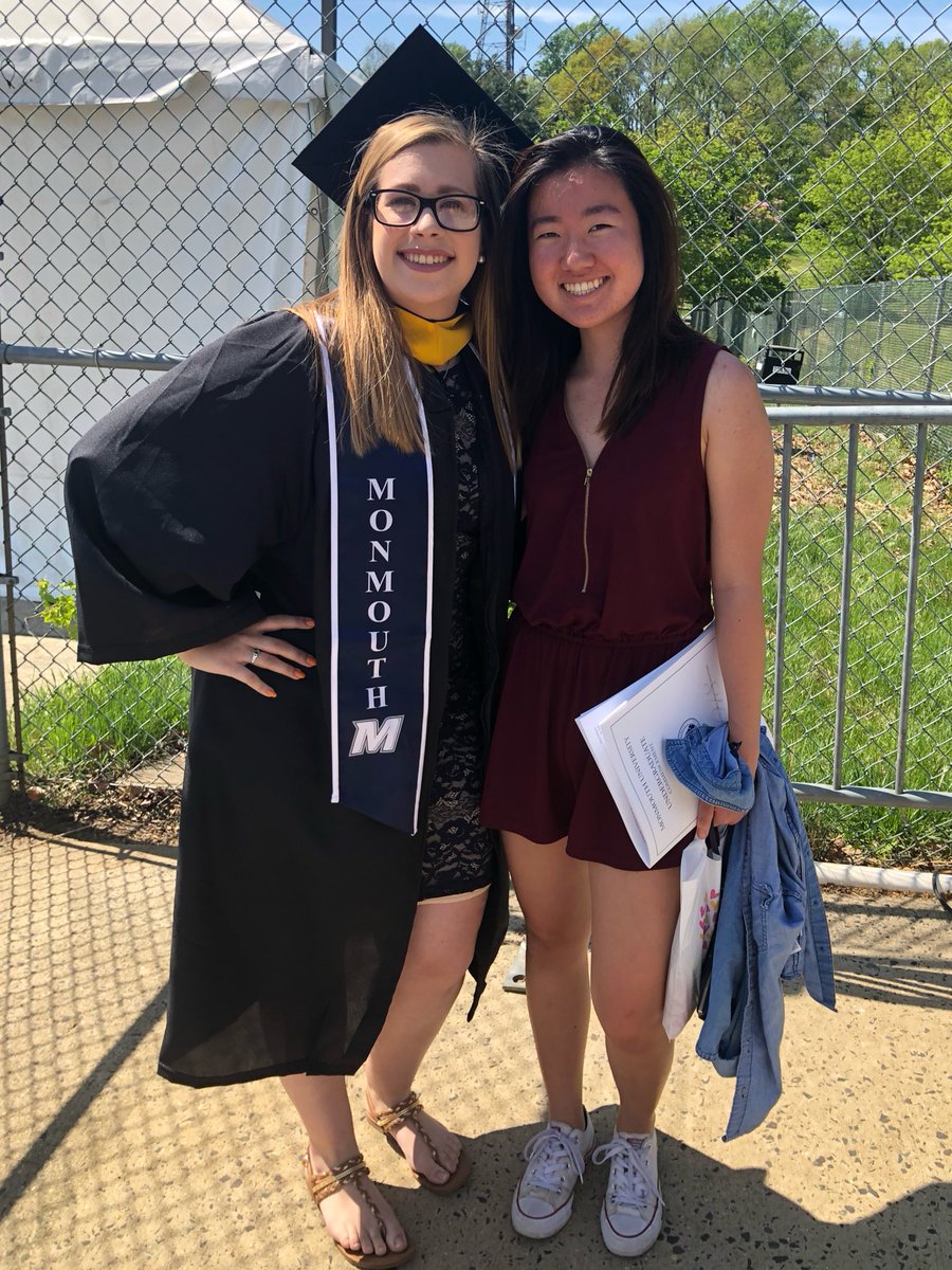 erinohta's tweet photo. Congratulations to these amazing seniors 😻 can’t wait to see what y’all do in the future 😢♥️ do big things! I love you guys so much #hawksflytogether #missingallie💔 https://t.co/VkOmgVSR4l