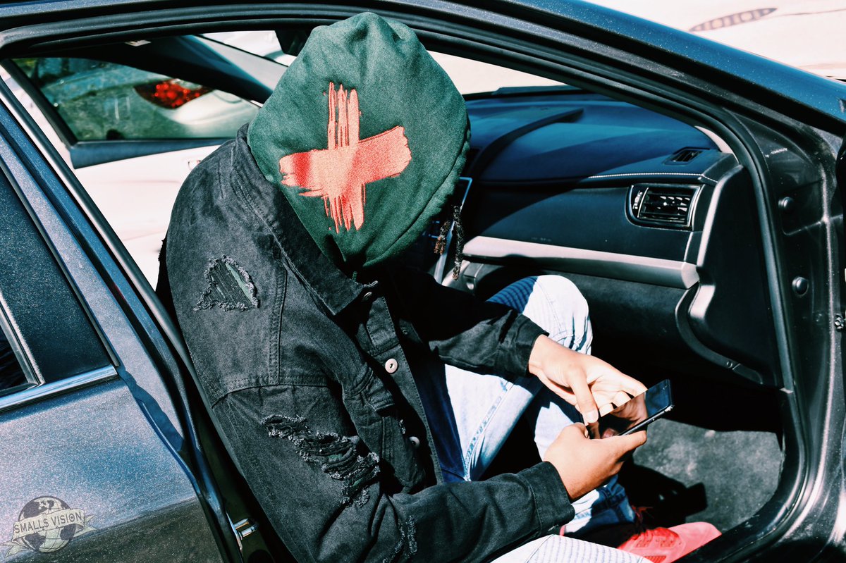 Jvlxn's tweet photo. ๐GUCCI๐ @raythedesigner_ @Trvp_Red #SMALLSVISION https://t.co/tkobZnAySV