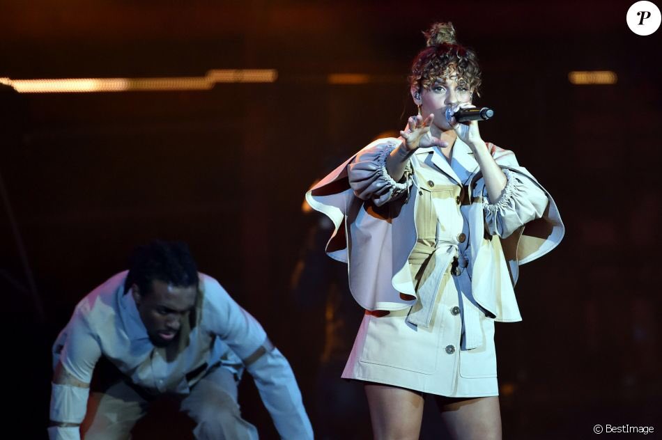 TaloulaOnline's tweet photo. [INFO]
@TalOfficial sera présente le 8 juin prochain lors de #LaChansonDeLannée aux Arènes de Nîmes.📍Elle interprétera son nouveau single #Mondial hors-compétition! 😉 https://t.co/8cVCFJNE3t