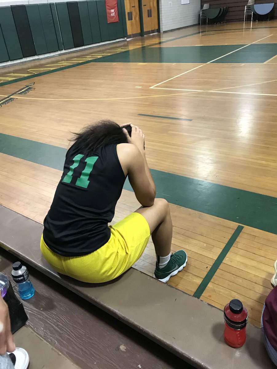 DaiDaiMarie's tweet photo. When you have them moments 🤦🏽‍♀️ #LadyChief #Basketball https://t.co/vP5gRpDOWV
