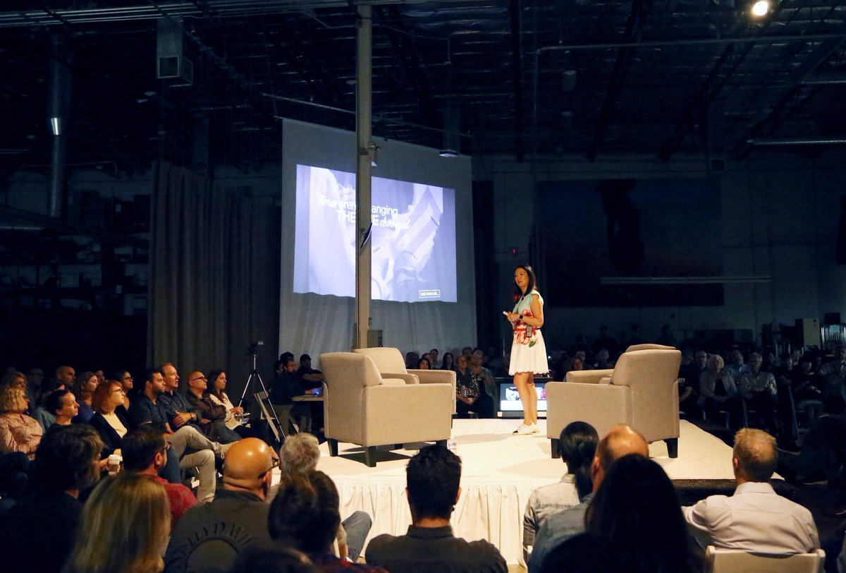 moagency's tweet photo. We’re in a people business. This morning, our team of 300+ #MidnightOilers discussed the exciting future of Midnight Oil in a Town Hall meeting led by President @denisewong, John Barker, Jane Hur and Mark Squire.
Here’s to making 2018 an amazing year for our partners and clients! https://t.co/AIOetlcDgZ