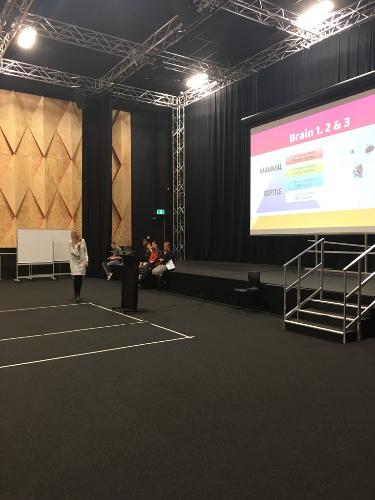 Sarah Forward tweet media