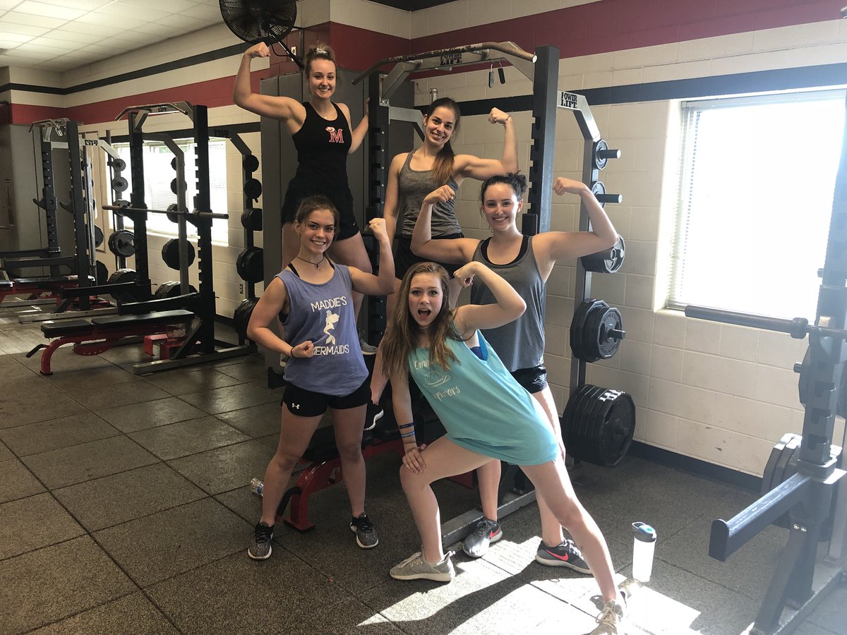 PCnowisthetime's tweet photo. Had a 🔥🔥🔥🔥🔥 week with the @MHSMarquettes!!! They brought the 🥤 every single day!! S/o to these 5 @IntekStrength @rogersathletic @plae_us ⭐️’s of the Week for leading the way! Alyssa, Shelby, Tati, Morgan and Kaitlyn were absolute monsters! #Team36 #TeamTriple https://t.co/NWGuCGiqRv