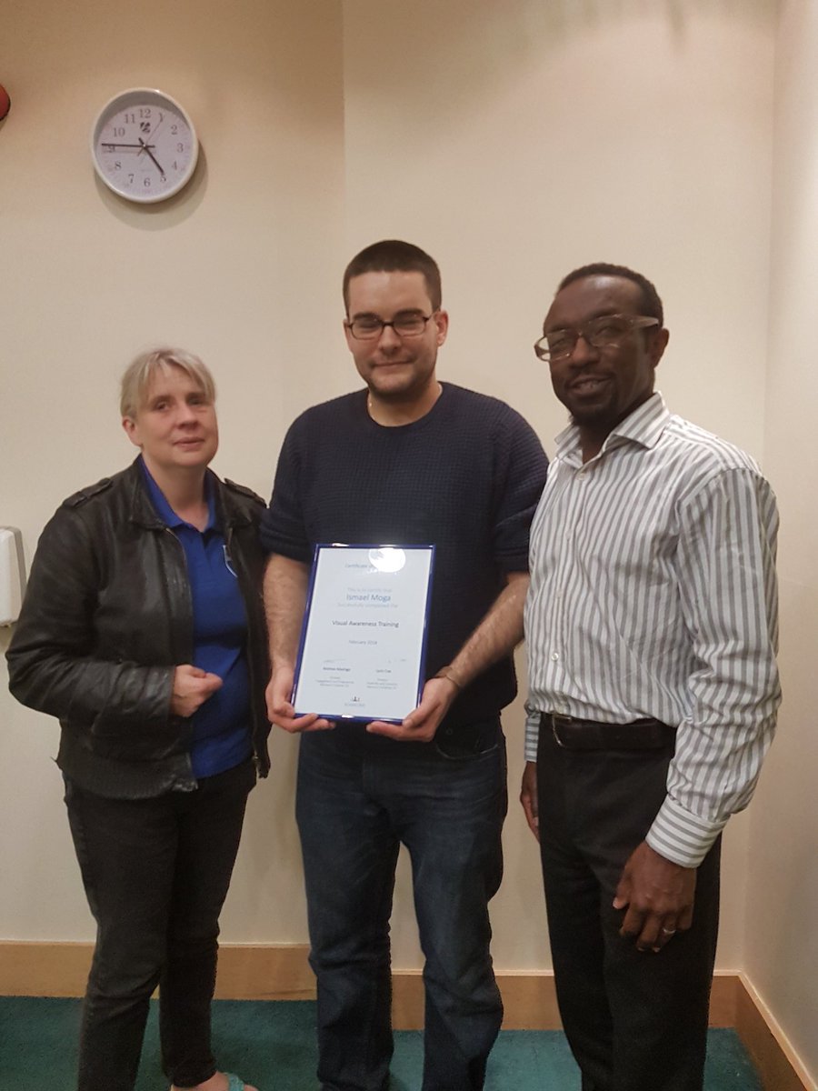 mamomi_i's tweet image. Huge congratulations to our first cohort of sighted guides @ryanprince_91 &amp;amp; @IsmaelMoral on completion of our Visual Awareness training. Here they are receiving their certificates at a recent meeting at @RNIB
#visualawareness #training #MaMoMi #sighted #guides #sharing #knowledge
