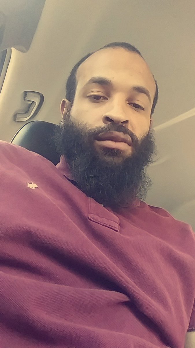 ReigningDev's tweet photo. I was born listening to music...its the first thing i heard. Its the #nappyway !!! 
#NappyBeardRecords #produce #producer #music #Baltimore #NBR #JustDev #DevProductions #BlackTwitter https://t.co/7VQr9ipuW2