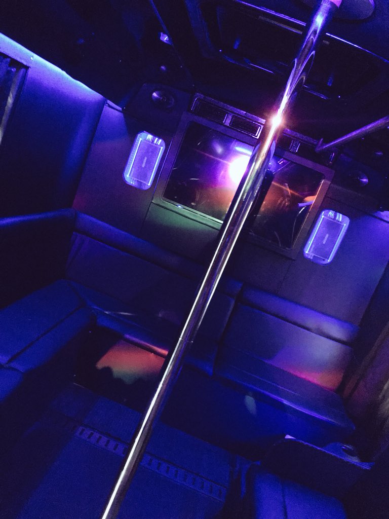bigexpress__'s tweet photo. Tonight we are taking the #UTSAGraduates out for a spin!
Hop on board for only $10!
#Gradszn #BIGEXPRESS 🚎💨 https://t.co/NOHFpUu7bg