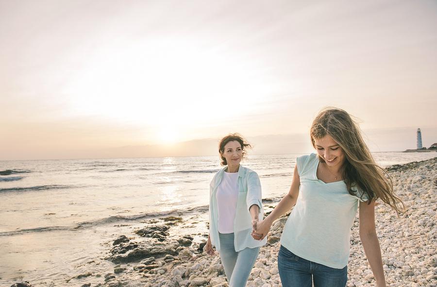 Ancestry's tweet photo. What was the best advice your mother gave you? #MothersDay https://t.co/OBcm84fhbl