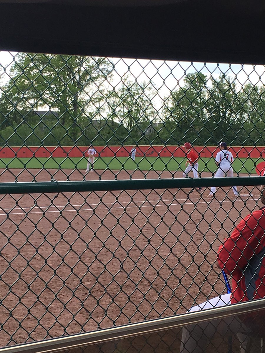 CoachZangriles's tweet photo. Great to see our @LHSFTBALL players ballin out on the Diamond today! @CooperTerrrell roped a 2RBI Triple 💪#multisportathletes #seeyouatweightsintheAM 😎 https://t.co/v8nOYgKJsV