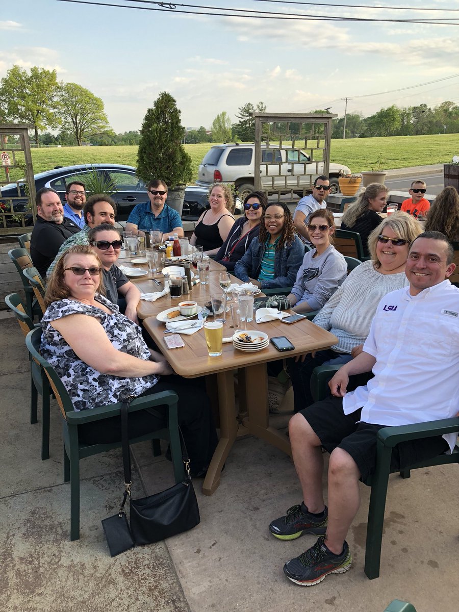 jellerbd's tweet photo. Enjoying a great dinner with our future leaders in Dining Services. 2 Days on boarding some tremendous servant leaders! #AbleToServe #C4U @TrilogyLiving @rbufford @WMBHoosier @hoseb32 https://t.co/iHuneXPEiy