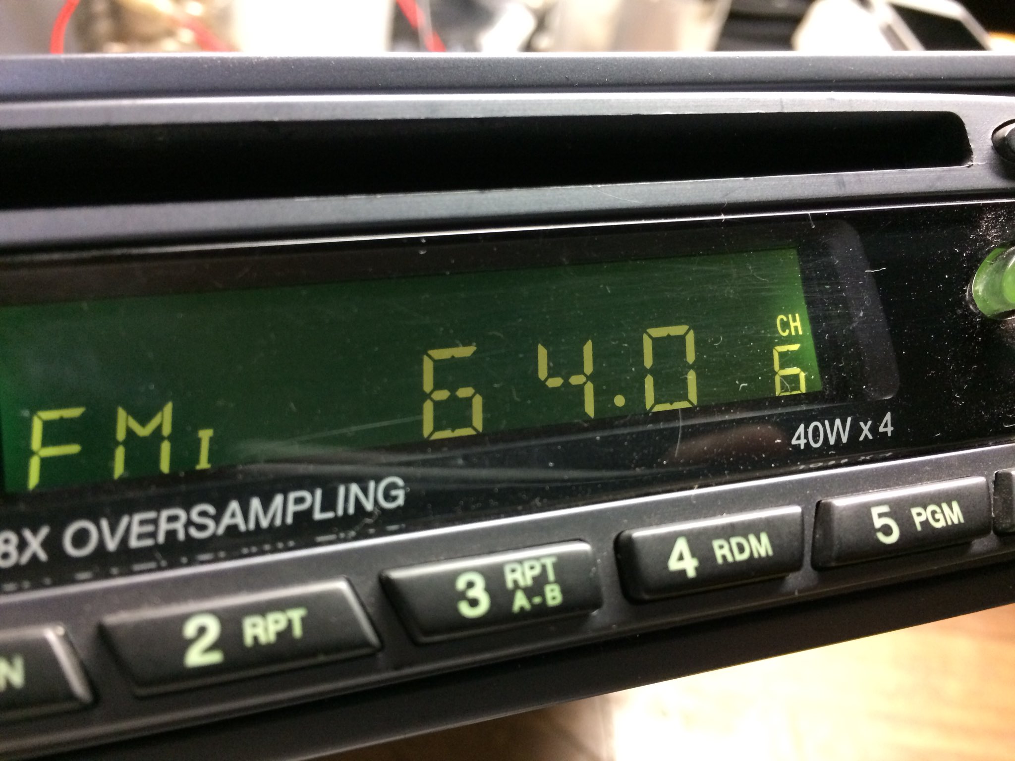 七宮 ひかる 海外メーカーのカーオーディオはいぢりがいがある ラジオライフ的なダイオード追加で受信改造してfm 放送が64mhz 108mhzに もちろん日本仕様のfm補完放送 ワイドfm も受信可能である ラジオライフ Rl T Co 1ksnfu0ojn Twitter