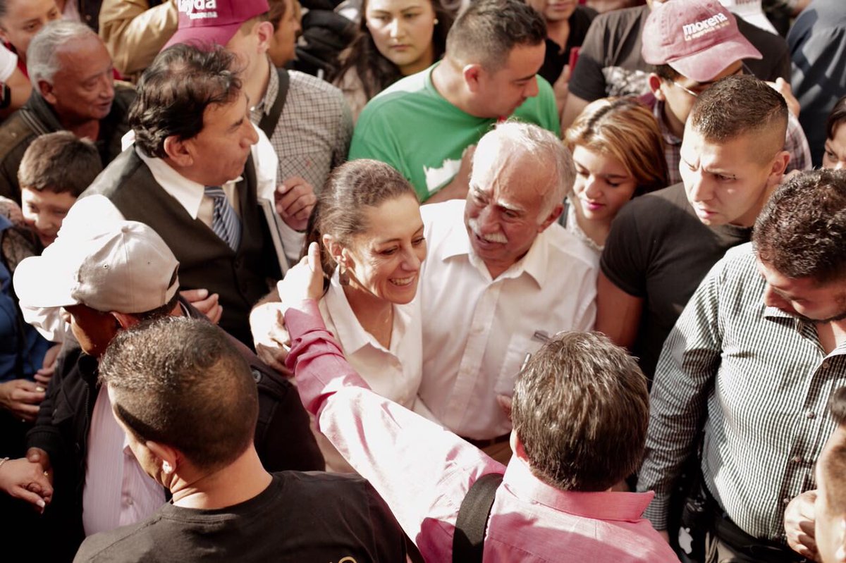 Claudiashein's tweet photo. Nos recibieron con gran entusiasmo en la U. Habitacional Santa Fe IMSS en A. Obregón. Cuando lleguemos al gobierno vamos a recuperar la libertad de organización y a destinar más recursos al programa de apoyos a conjuntos y unidades habitacionales. https://t.co/rR7R0Shqzq