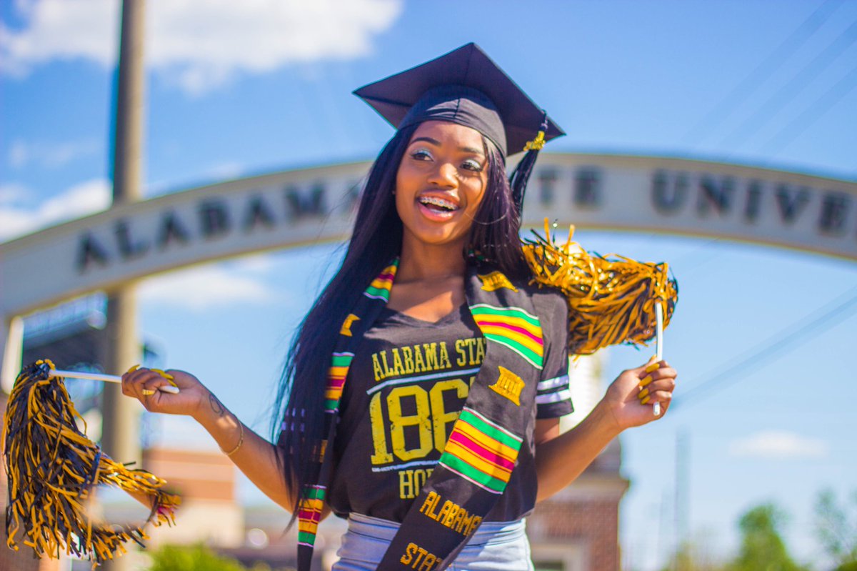 ebondss's tweet photo. You have what it takes to be a victorious, independent, fearless woman.
#GradSzn #HBCUGrad #AlabamaStateUniversityAlumna #BlackGirlMagic #BlackExcellence #BlackGirlsGraduate #CheckOutMyFeet #TheseExpensive ๐ #MyASU #MyASU18 #ASU_RYS18 https://t.co/8E6CtrT3TV