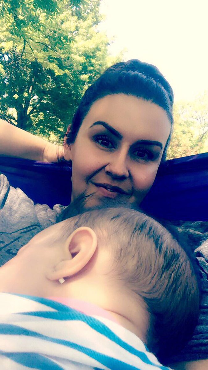 nsize07's tweet photo. Love this little girl &amp; this moment. #momsgirl #mallomehammocks #hammocklyfe #hammocking #KNEART #6monthsold #oklahomaparks https://t.co/BeyMwYyYXc