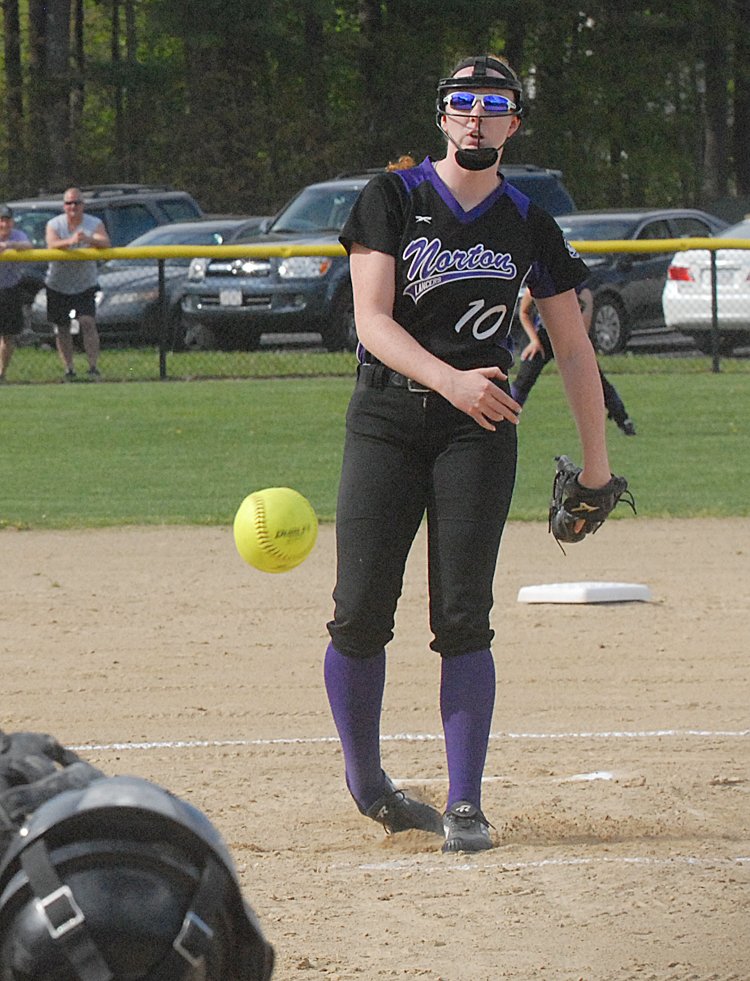 Chezsports's tweet image. SOFTBALL: Norton's Kelly Nelson picks up her 16th no-hitter of her career against Ashland @Norton_Softball @wadelizotte  tauntongazette.com/sports/2018050…