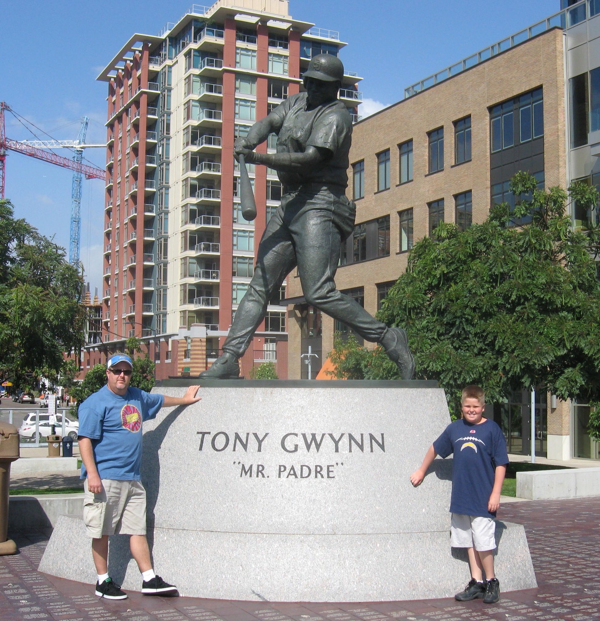 Happy Birthday Tony Gwynn. This pic has been in my phone since 2008.  