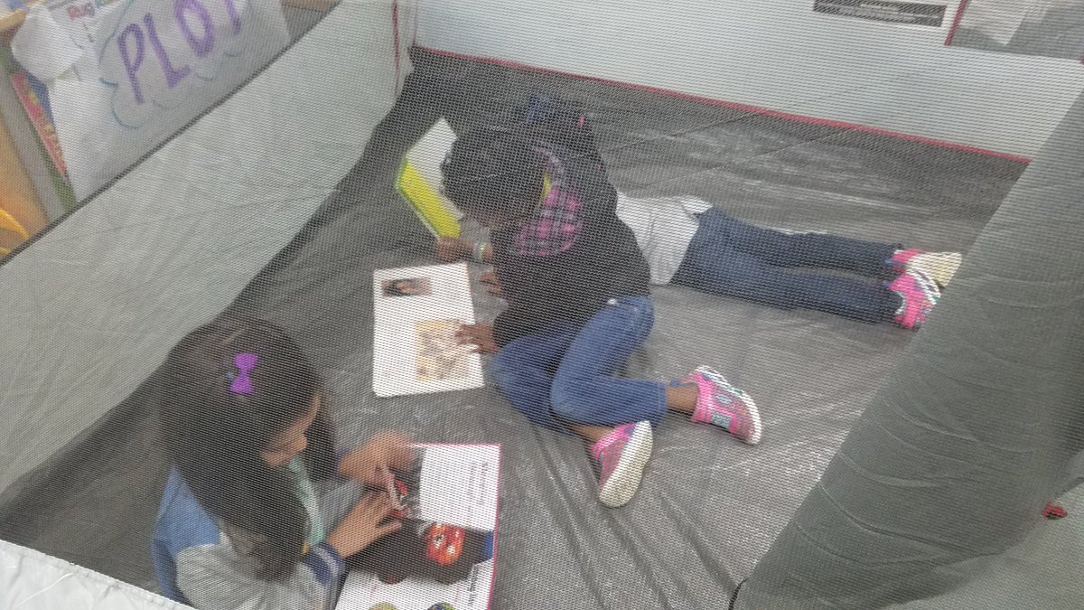 Ms_York207's tweet photo. Camping while learning about expository text.#SmithLeopards https://t.co/ZAiBLfXLgo