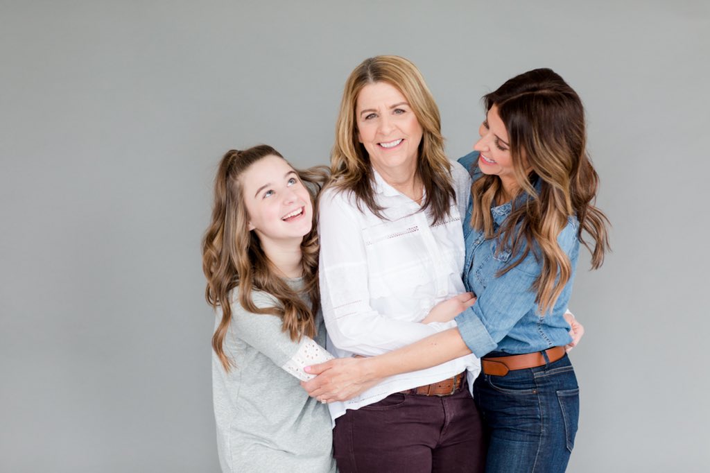 It's Mother's Day this weekend which is the perfect reason to see #LifeOfTheParty in theaters with your mom!   Any movie that stars Melissa McCarthy and is titled Life of the Party is a movie I want to see! Will you be heading to the movies this weekend?
#WBsponsored