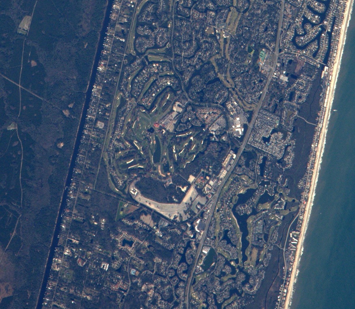 Love this view of Ponte Vedra Beach and TPC Sawgrass!  I took this last year from <a href="/Space_Station/">International Space Station</a>. Best of luck to all those competing!#THEPLAYERS <a href="/PGATOUR/">PGA TOUR</a> #NASA