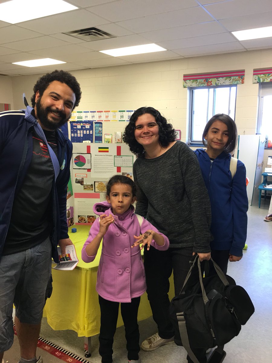 Lawrence_PansyR's tweet image. Celebration of diverse cultures within our school community. #multiculturalevent #diversity #culture @fort_rouge