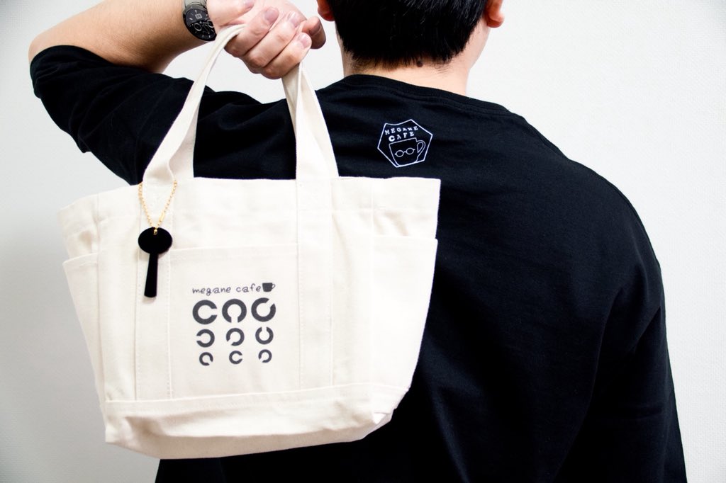 たのしいメガネgoodsのおみせ メガネcafe 視力検査ができるトートバッグ 2つ デザフェス に持っていきます メガネcafe 視力検査のアレ 黒いスプーンではない たのしいメガネgoodsのおみせ メガネcafe 視力検査ができるトートバッグ 2つ デザフェス に持っていきます メガネcafe 視力検査のアレ 黒いスプーンではない