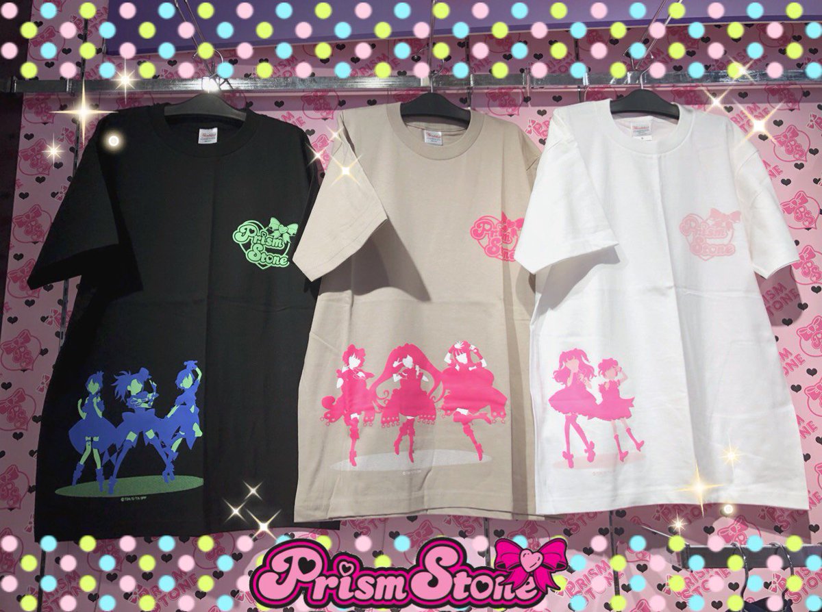 プリズムストーン原宿 めが姉ぇ アイドルタイムプリパラのチームシルエットtシャツが再入荷しているわ 種類はそらみスマイル ドレッシングパフェ ゆいさん らぁらさんのtシャツよ サイズはs Xlがあるわ プリズムストーンのロゴもとっても素敵ね