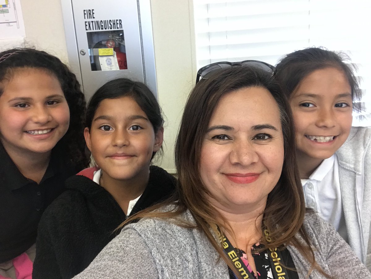 #ISotW Feeling very loved by these awesome kiddos who wanted to take a picture with me. There’s no better reward in life than seeing these cute faces every morning. 😊 #3RScholars #AlisalFuerte #AlisalStrong