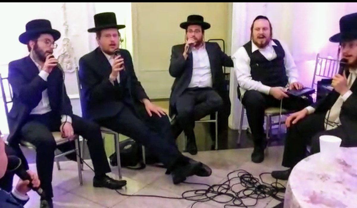 Tenoiyem in Flatbush
<a href="/AvrumMSchwartz/">Avrum Mordche Schwartz</a> solo
Sound by <a href="/YideyH/">Yidey Holtzler</a>