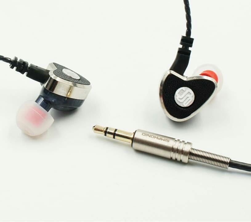 PenonAudio's tweet photo. Simphonio Xcited2 XC2ダイナミックドライバHiFi AudiophileインイヤーイヤホンIEMS
2色：白と黒
ドライバ：ダイナミック9mmネオジム磁石
周波数応答範囲：20Hz〜25Khz
インピーダンス：16Ω
出力音圧レベル：108±3dB / mW
ケーブル：1.2M 6N OFCツイスト
https://t.co/cQpXjDX015
#Simphonio https://t.co/uqfIYxVwju