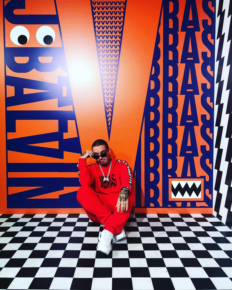 JBalvinCharts's tweet photo. Amanhã tem o lançamento mundial do VIBRAS, novo álbum do @JBALVIN.

Ative as notificações e não perca nada sobre os charts do álbum! https://t.co/aK4w9qP8bU