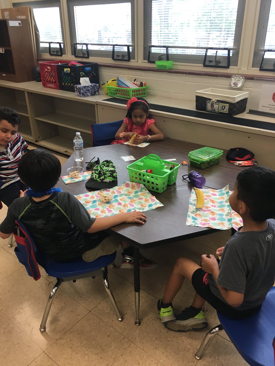 ArreguinsClass's tweet photo. Disfrutando la merienda de verano https://t.co/gpnKlDWTgS
