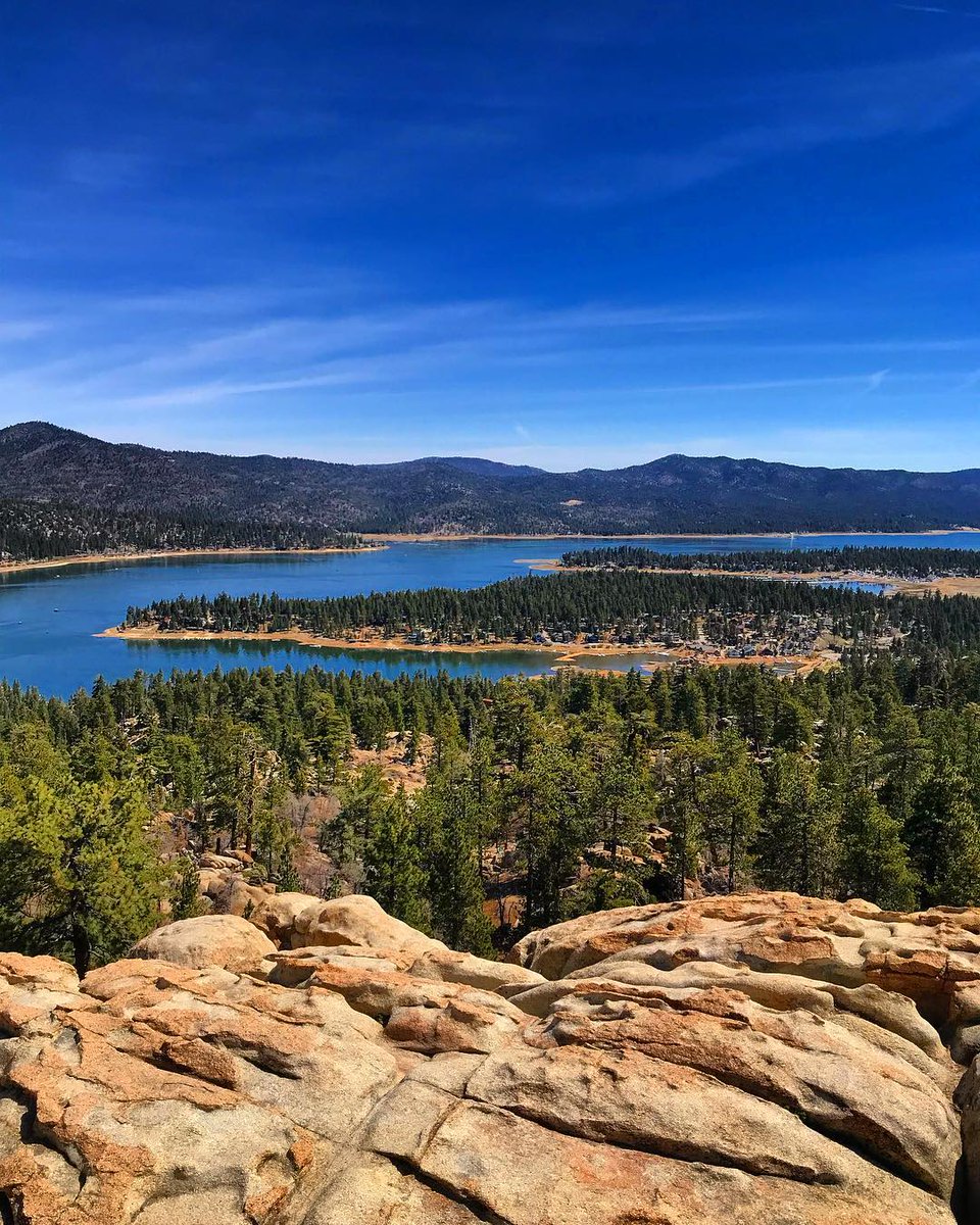bigbearlake's tweet photo. Every day is one step closer to summer! What is your favorite part of summer at Big Bear? Photo by gabriela3alrey https://t.co/IaJFE0gwKz