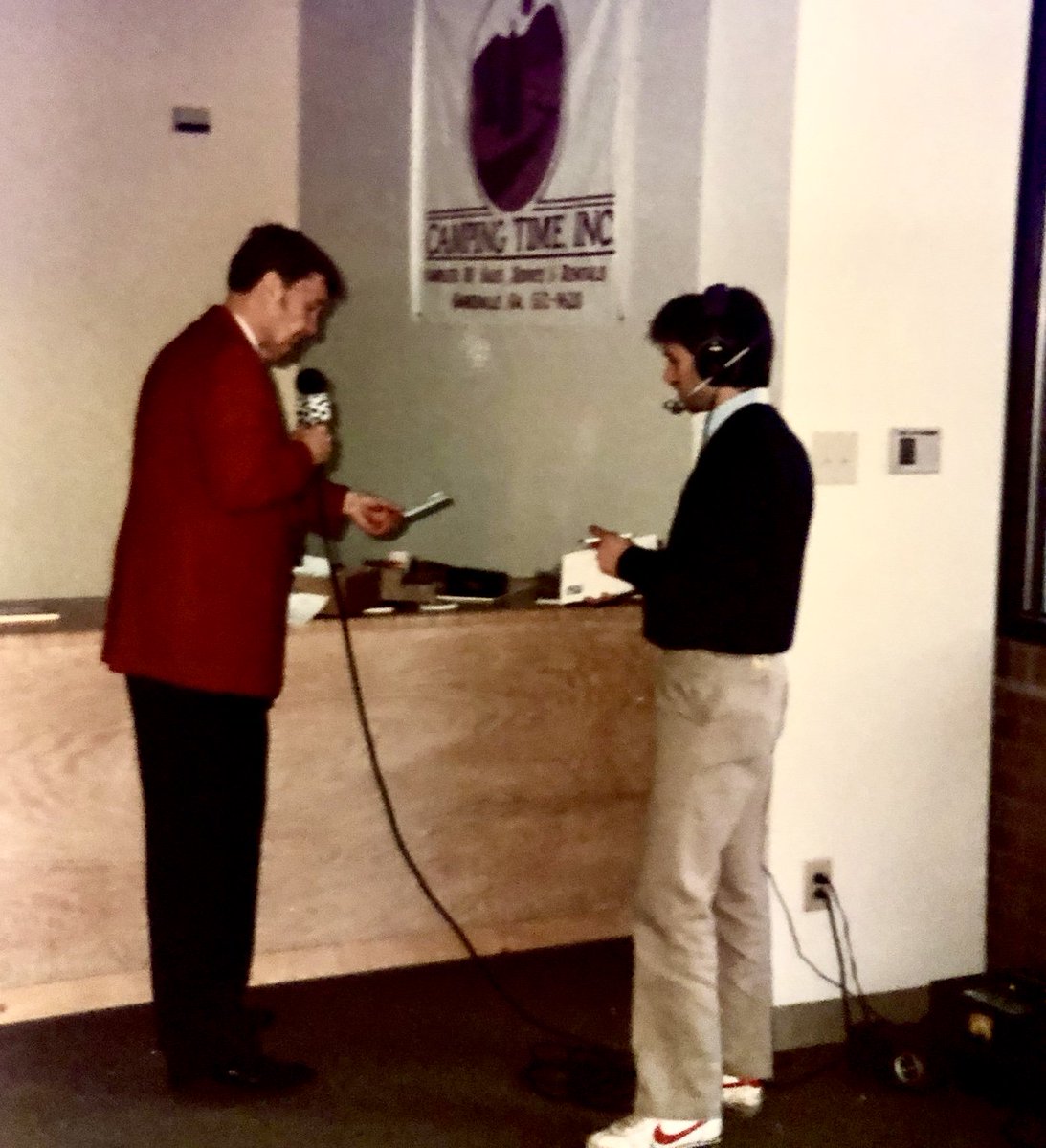 WDUNRadio's tweet photo. Throwing it way back to when Joel and the late, Larry Munson broadcasted live together on WDUN 550! #tbt #godawgs #accesswdun 🎙️ 📻 https://t.co/ThITbTWM8z