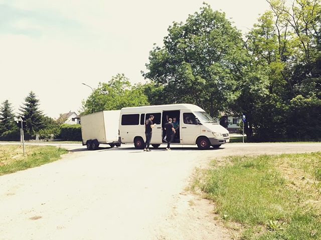 OFFICIALAKE's tweet photo. Somewhere in Austria.
Tonight we play Woodstock Club, Bellinzona 🇨🇭
.
.
.
#adamkillseve #shellbeach #eurotour https://t.co/EGI9uemQmr https://t.co/OS0bdVDAKc