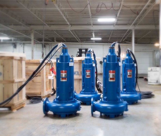 WeilPump's tweet photo. When we say we're the true #pumpheavyweight, we're not kidding! Check out these #submersible #sewagepumps getting ready for shipment. #Rugged, heavy-duty #castiron construction is one of the many reasons Weil is #simplythebest! #warehouse #wastewaterpump #bigpumps https://t.co/PGOHIcuNnZ